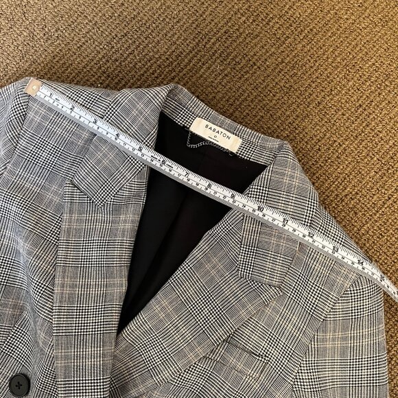 Babaton / Aritzia Double Breasted Blazer - Size 0 - Picture 7 of 8